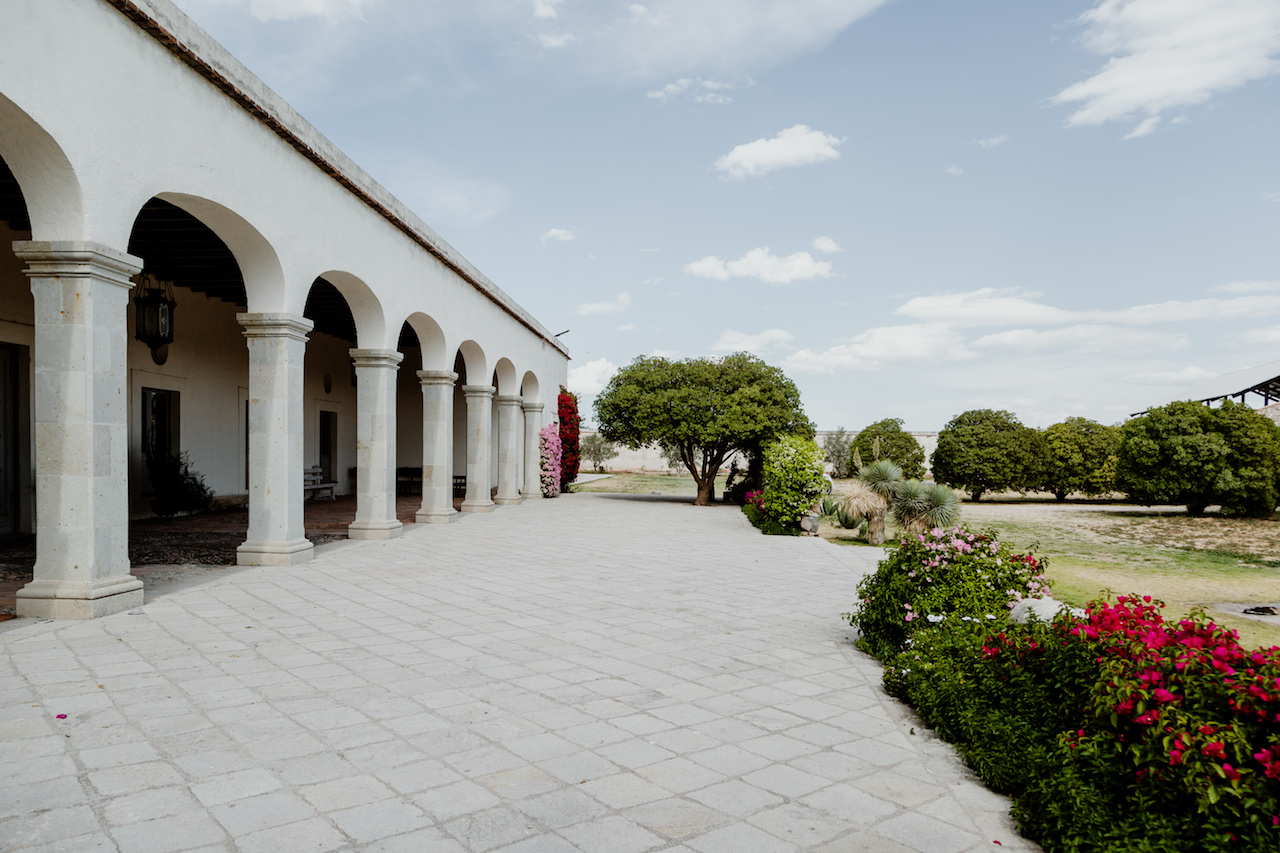 HACIENDA SANTA ANA Y LOBOS