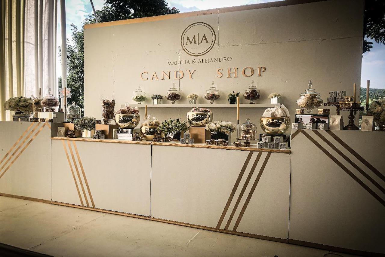 SARO  PAPELERIA NUPCIAL Y CANDY BAR