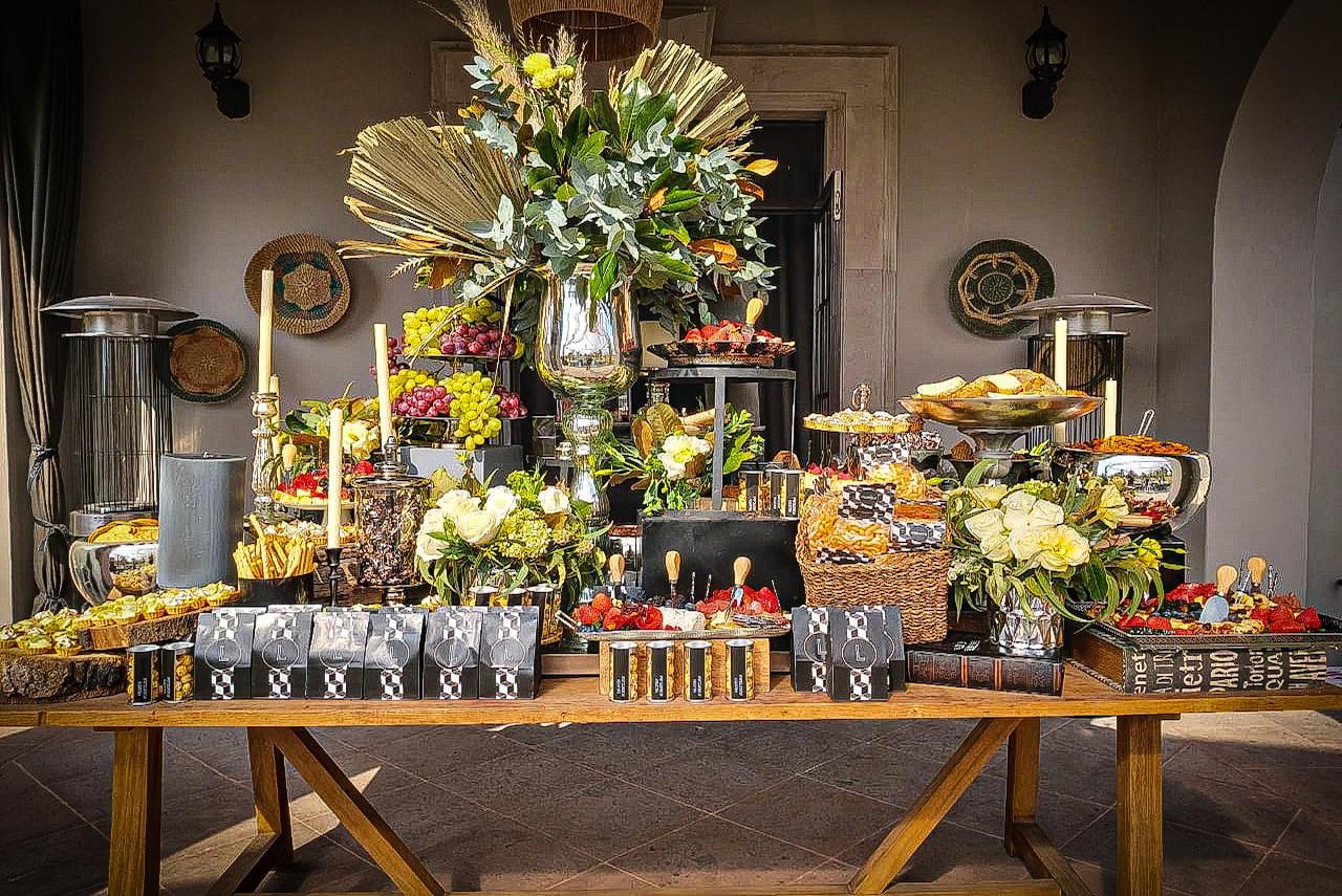 SARO  PAPELERIA NUPCIAL Y CANDY BAR